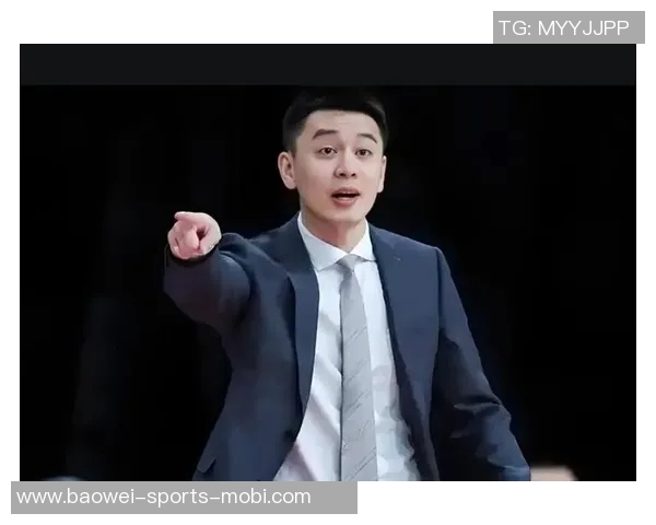 杨鸣点评北控防守策略并分析球队战术混乱问题
